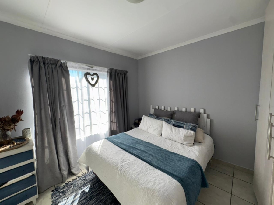 3 Bedroom Property for Sale in Hexrivier Lifestyle Estate North West